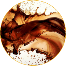 Composizione astratta di caffè liquido che si muove in onde sinuose e schizzi